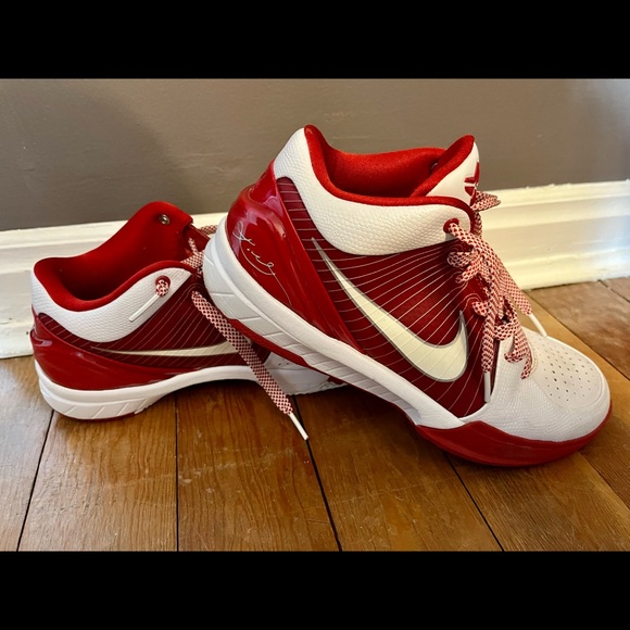 KOBE BRYANT NOKE ZOOM KOBE IV (4) - Picture 2 of 4